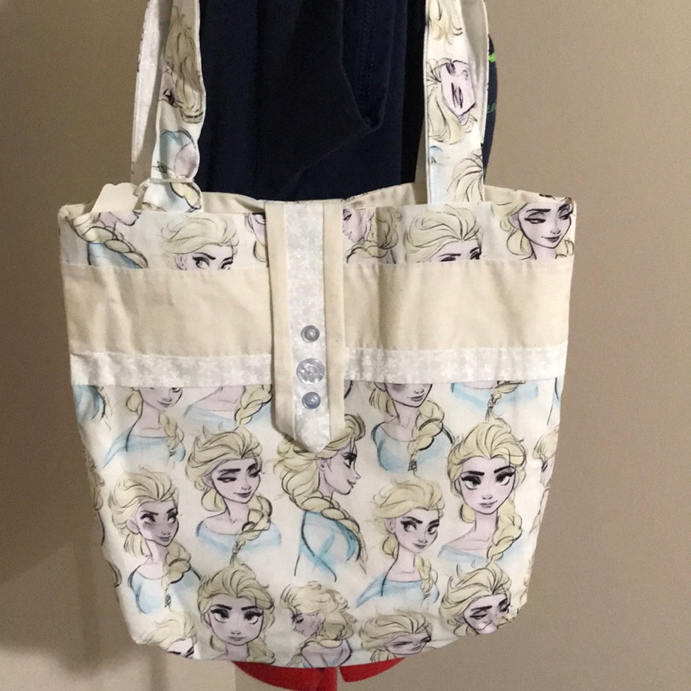 Elsa Character Bag